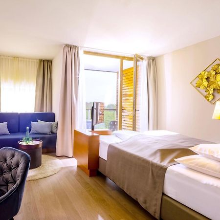 Spa Resort Styria- Adults Only บาดวัลเทอร์สดอร์ฟ ภายนอก รูปภาพ