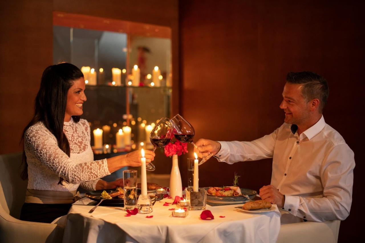 Spa Resort Styria- Adults Only บาดวัลเทอร์สดอร์ฟ ภายนอก รูปภาพ