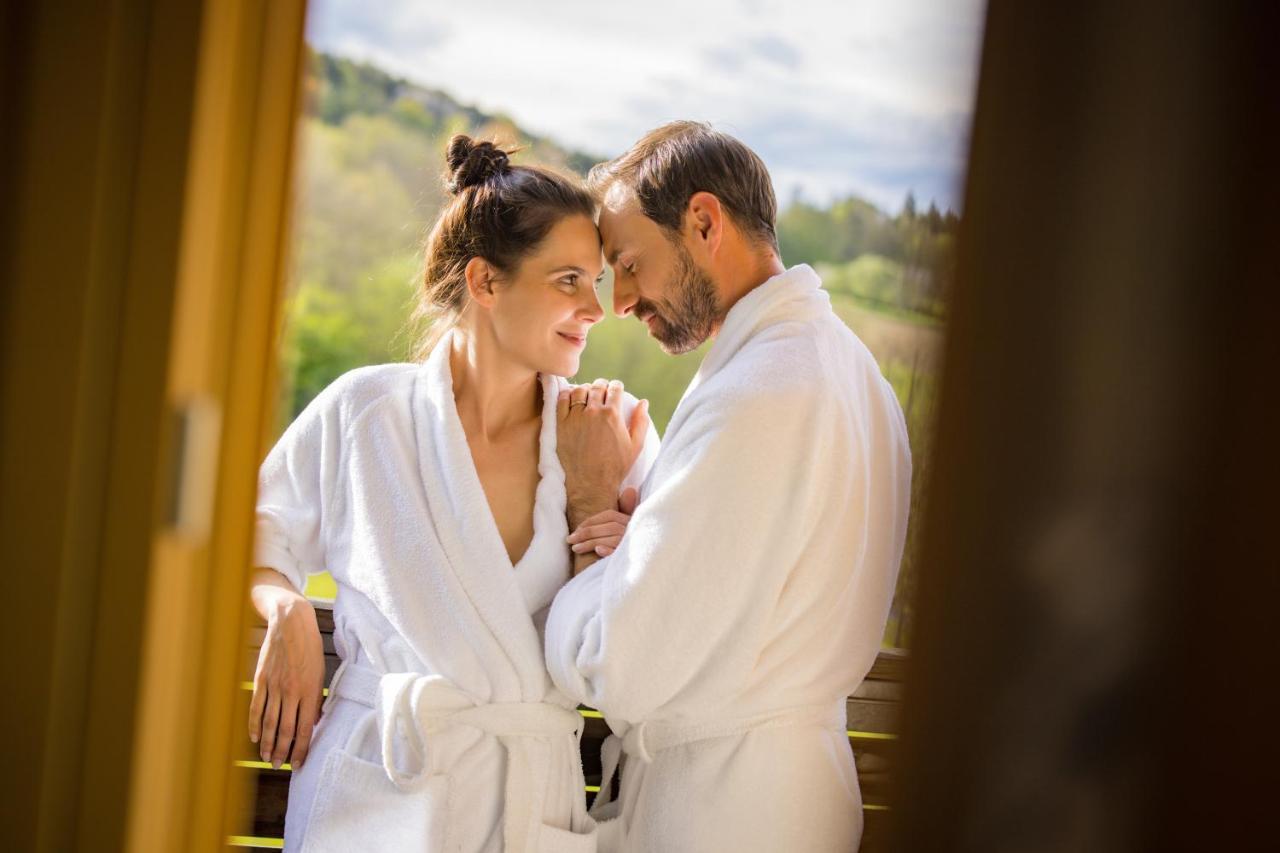 Spa Resort Styria- Adults Only บาดวัลเทอร์สดอร์ฟ ภายนอก รูปภาพ