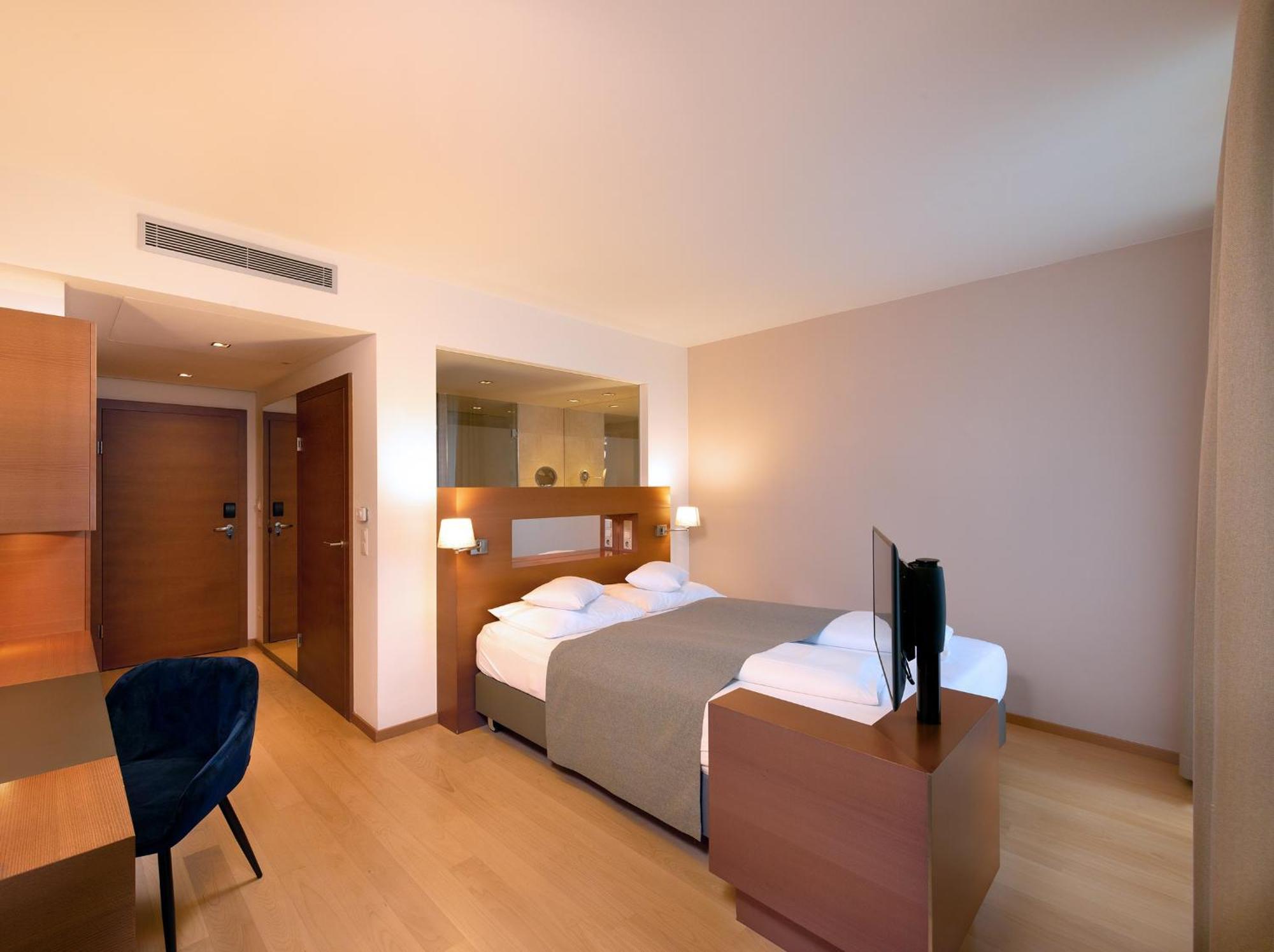 Spa Resort Styria- Adults Only บาดวัลเทอร์สดอร์ฟ ภายนอก รูปภาพ