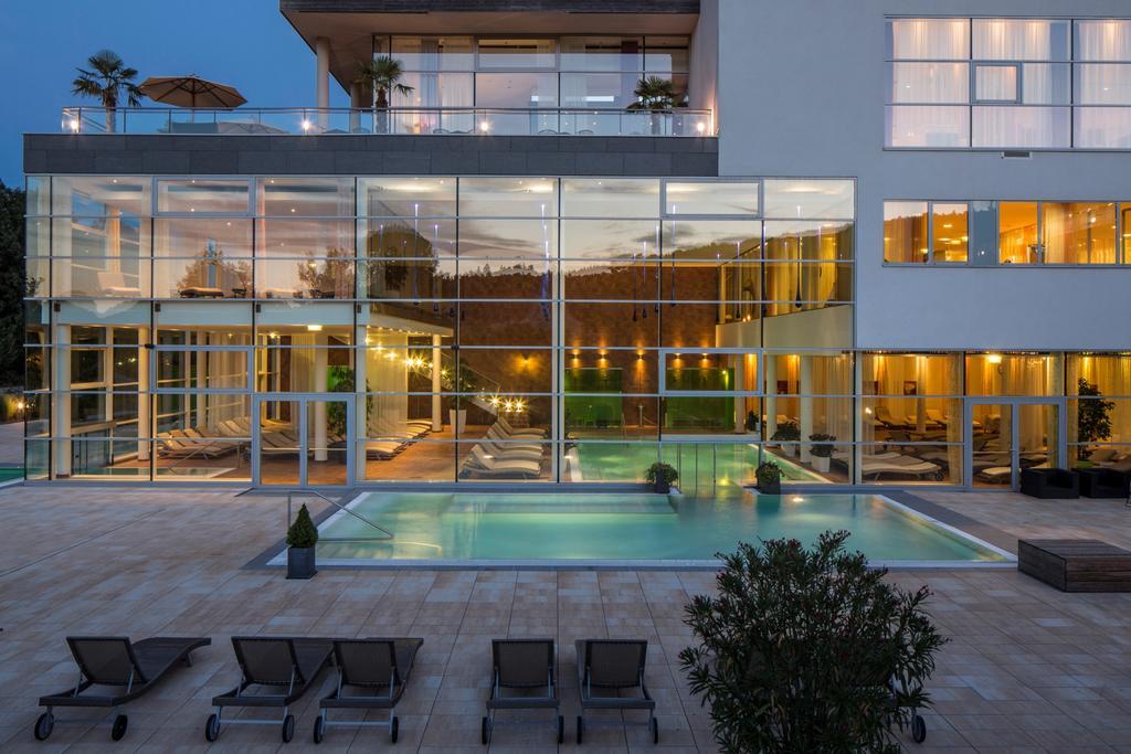 Spa Resort Styria- Adults Only บาดวัลเทอร์สดอร์ฟ ภายนอก รูปภาพ