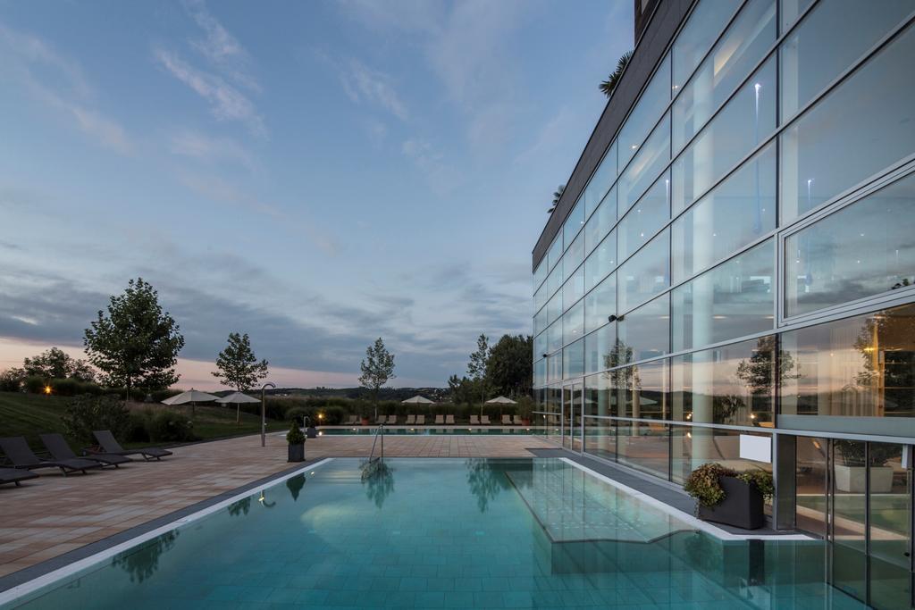 Spa Resort Styria- Adults Only บาดวัลเทอร์สดอร์ฟ ภายนอก รูปภาพ